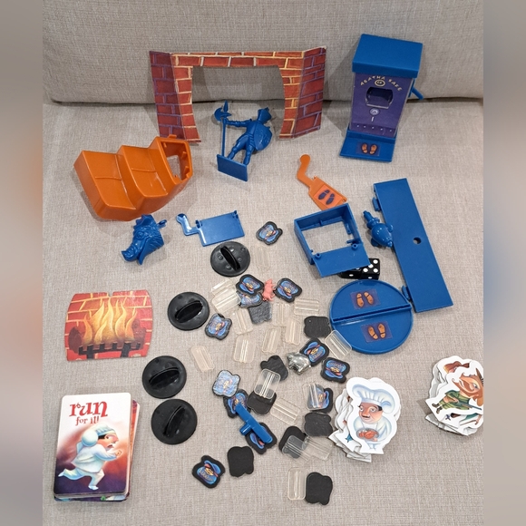 1313 Dead End Drive Board Game Of Danger Parker Brothers 2002 100% Complete - Picture 6 of 6